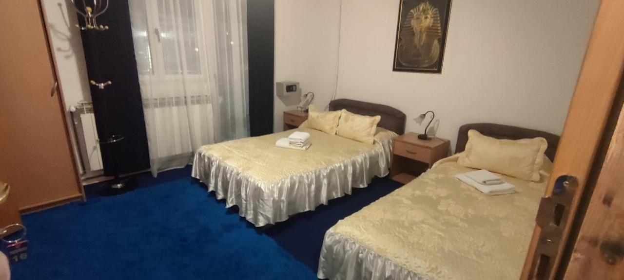 Guesthouse Prenociste Faraon Плевля Екстериор снимка