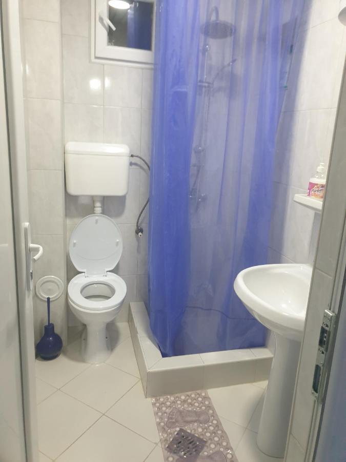 Guesthouse Prenociste Faraon Плевля Екстериор снимка