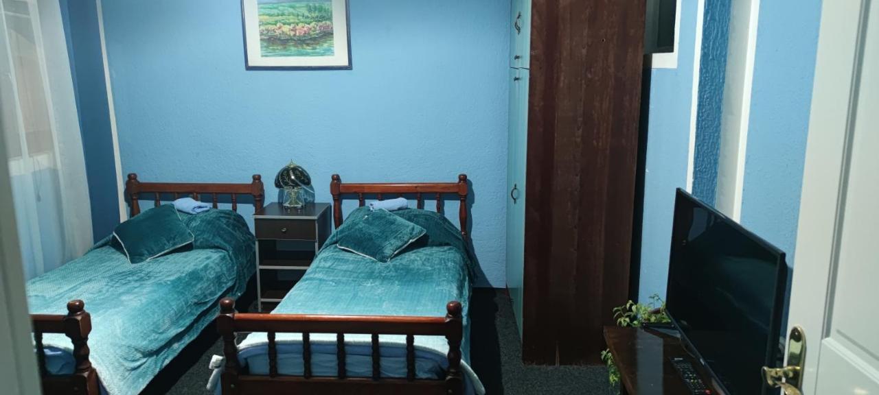 Guesthouse Prenociste Faraon Плевля Екстериор снимка
