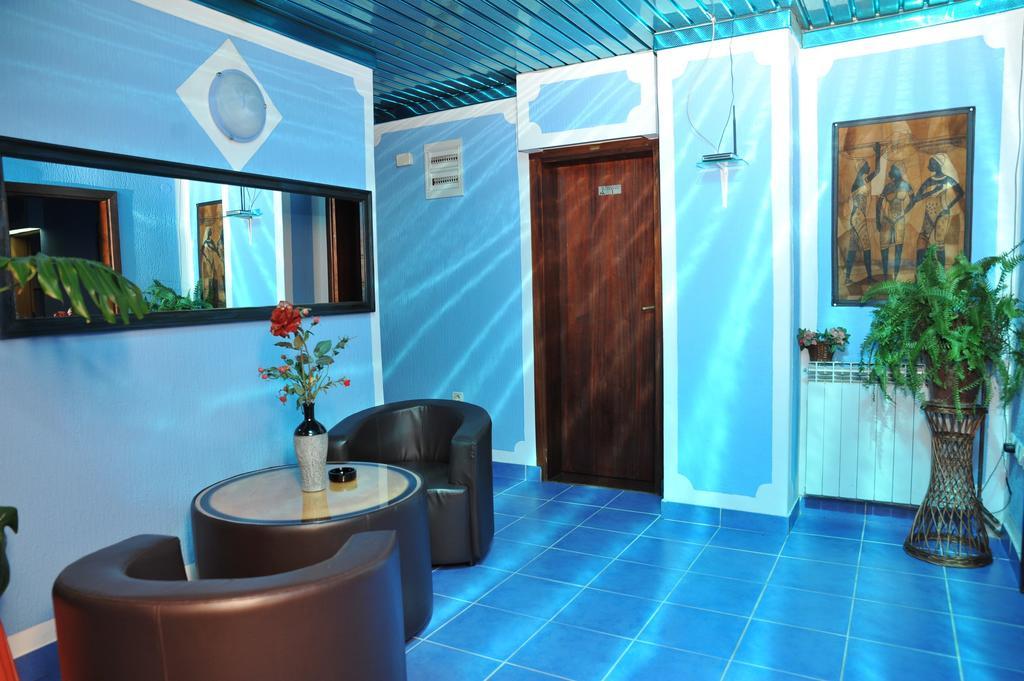 Guesthouse Prenociste Faraon Плевля Екстериор снимка